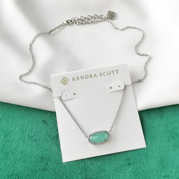 Kendra Scott Silver Pendant Necklace - Elisa Chalcedony Glass $50 New - Picture 2 of 3